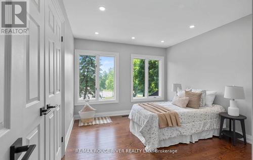10 Kresia Lane, Clarington, ON - Indoor Photo Showing Bedroom