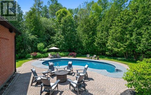 10 Kresia Lane, Clarington, ON - Outdoor With In Ground Pool With Backyard