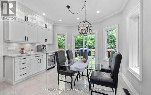 10 Kresia Lane, Clarington, ON - Indoor Photo Showing Dining Room