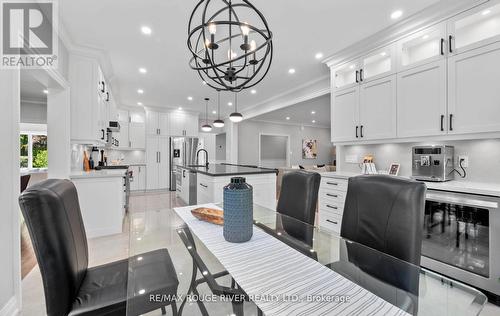 10 Kresia Lane, Clarington, ON - Indoor Photo Showing Dining Room