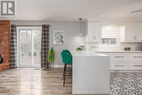383 East 24Th Street, Hamilton, ON - Indoor Photo Showing Kitchen