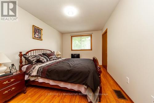 501 Barnes Crescent, Peterborough, ON - Indoor Photo Showing Bedroom