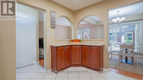 7242 Corrine Crescent, Mississauga, ON - Indoor Photo Showing Other Room