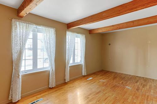 Chambre à coucher principale - 22 Rue St-Joseph, Saint-Louis-De-Gonzague, QC - Indoor Photo Showing Other Room