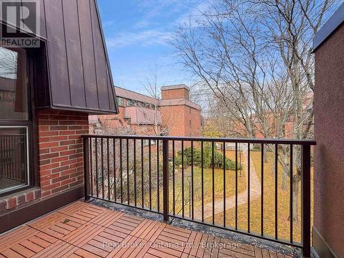 363 - 36 Hayhurst Road, Brantford, ON - Outdoor