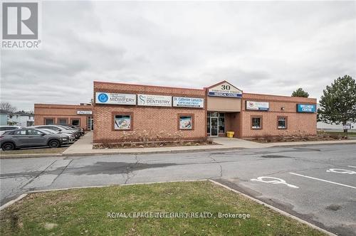 6 - 30 Thirteenth Street E, Cornwall, ON 