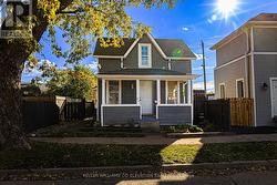 82 PAGE STREET  St. Catharines, ON L2R 4A9