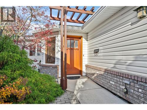 1120 12 Street Ne Unit# 33, Salmon Arm, BC - Outdoor With Exterior