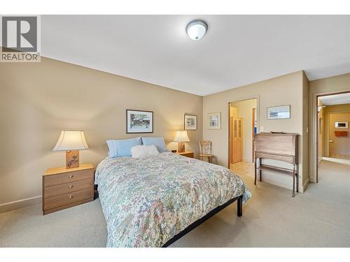 1120 12 Street Ne Unit# 33, Salmon Arm, BC - Indoor Photo Showing Bedroom