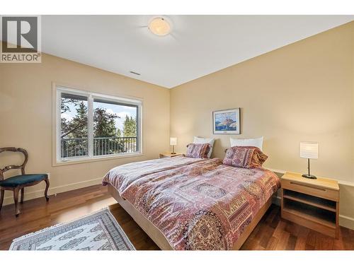 1120 12 Street Ne Unit# 33, Salmon Arm, BC - Indoor Photo Showing Bedroom