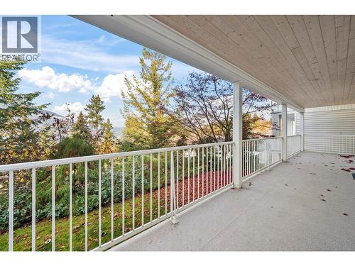 1120 12 Street Ne Unit# 33, Salmon Arm, BC - Outdoor With Exterior