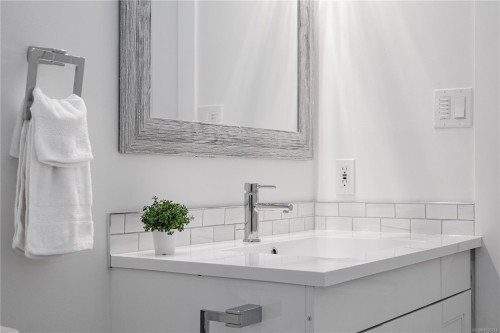 781 Erickson Rd, Campbell River, BC 