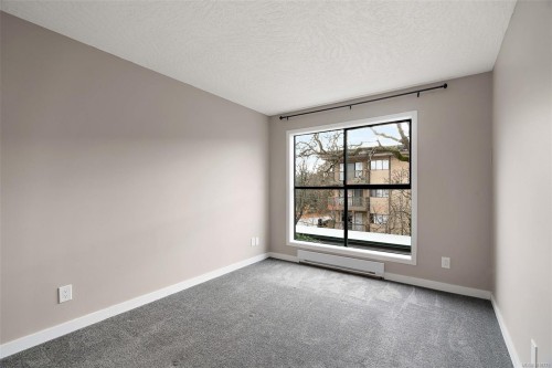 209-3460 Quadra St, Victoria, BC - Indoor Photo Showing Other Room