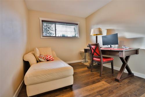 1976 Maddocks Road, Revelstoke, BC - Indoor