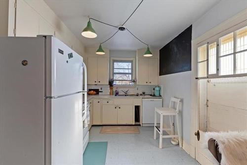 662 Gertrude Ave, Winnipeg, MB 