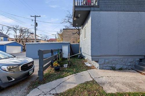 662 Gertrude Ave, Winnipeg, MB 