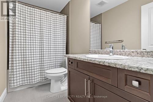 1601 Henrica Avenue, London North, ON - Indoor Photo Showing Bathroom