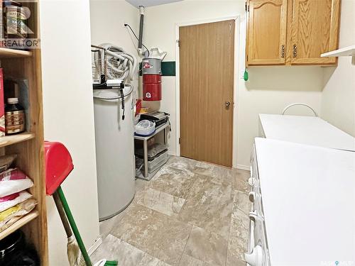 A1 532 River Street, Prince Albert, SK - Indoor