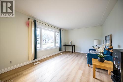 120 Marshall Street, Waterloo, ON - Indoor