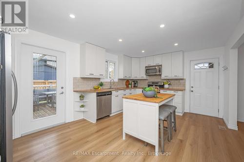 15 Harvest Lane, Brantford, ON - Indoor Photo Showing Kitchen With Stainless Steel Kitchen