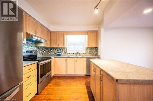 35 Indigo Street, Kitchener, ON - Indoor Photo Showing Kitchen With Stainless Steel Kitchen With Double Sink