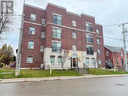 201 - 34 BROCK STREET  Woodstock (Woodstock - South), ON N4S 3B5