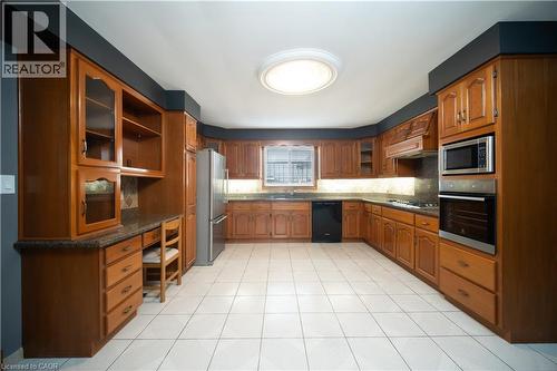 123 Eleanor Avenue Unit# Main, Hamilton, ON - Indoor Photo Showing Kitchen