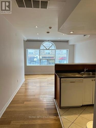 1431 & 1433 Gerrard Street E, Toronto, ON - Indoor Photo Showing Other Room