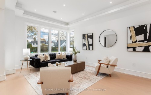 365 Jumna Avenue, Mississauga, ON - Indoor