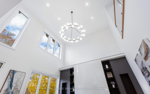 365 Jumna Avenue, Mississauga, ON - Indoor Photo Showing Other Room