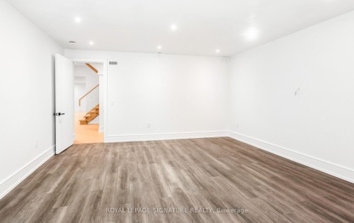 365 Jumna Avenue, Mississauga, ON - Indoor Photo Showing Other Room