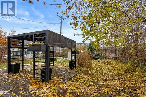 542 Wolffdale Crescent, Ottawa, ON - Outdoor