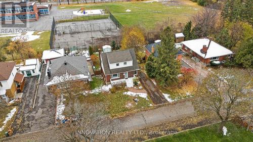 542 Wolffdale Crescent, Ottawa, ON - Outdoor