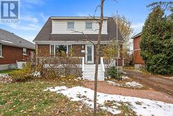 542 WOLFFDALE CRESCENT  Ottawa, ON K1K 1N5