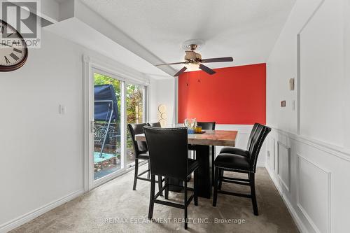 2396 Lyford Lane, Burlington, ON - Indoor Photo Showing Dining Room