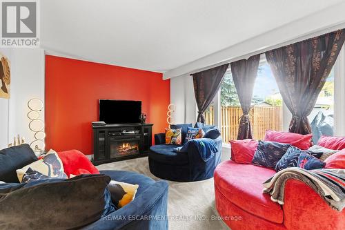 2396 Lyford Lane, Burlington, ON - Indoor Photo Showing Living Room With Fireplace