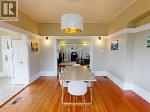 5630 Marine Ave, Powell River, BC - Indoor