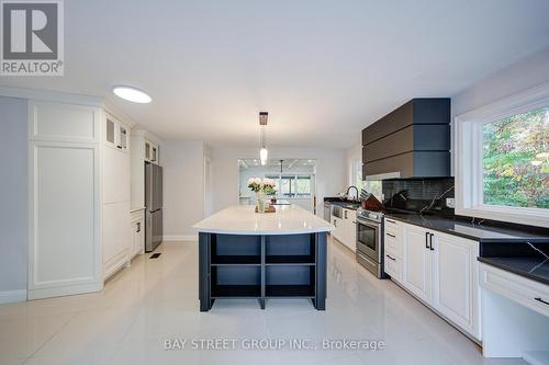 14874 Niagara River Parkway, Niagara-On-The-Lake, ON - Indoor Photo Showing Kitchen