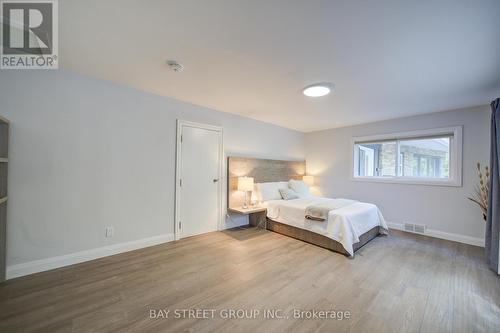 14874 Niagara River Parkway, Niagara-On-The-Lake, ON - Indoor Photo Showing Bedroom