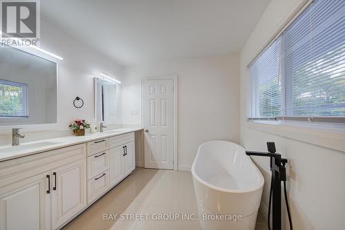 14874 Niagara River Parkway, Niagara-On-The-Lake, ON - Indoor Photo Showing Bathroom