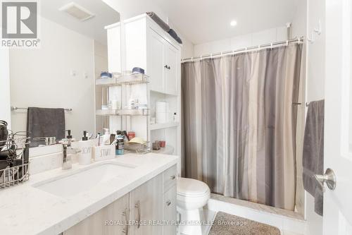 2386 Natasha Circle, Oakville, ON - Indoor Photo Showing Bathroom