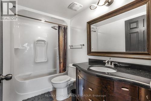 302 - 1005 Laurier Street, Clarence-Rockland, ON - Indoor Photo Showing Bathroom