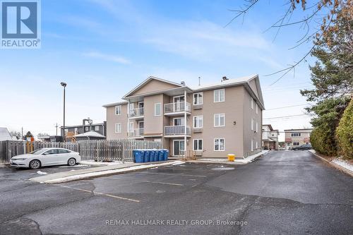 302 - 1005 Laurier Street, Clarence-Rockland, ON - Outdoor With Balcony