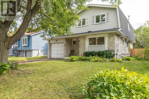 34 WOODRIDGE DRIVE  Guelph (Willow West/Sugarbush/West Acres), ON N1H 7E2