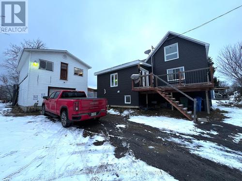 side - 2121 Con10 Concession, Alfred And Plantagenet, ON - Outdoor With Deck Patio Veranda