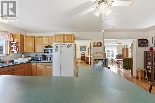 11 John St, Iron Bridge, ON - Indoor Photo Showing Kitchen
