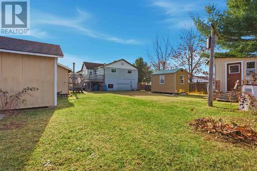 11 John St, Iron Bridge, ON - Outdoor