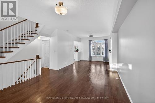 2332 Sutton Drive, Burlington, ON - Indoor Photo Showing Other Room