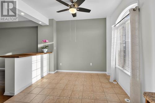 2332 Sutton Drive, Burlington, ON - Indoor Photo Showing Other Room