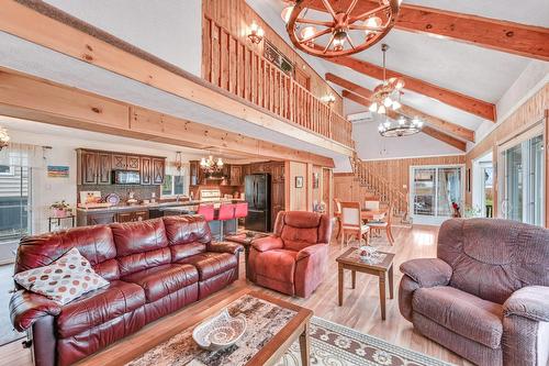 Interior - 100 Rue Berton, Saint-Blaise-Sur-Richelieu, QC - Indoor Photo Showing Living Room